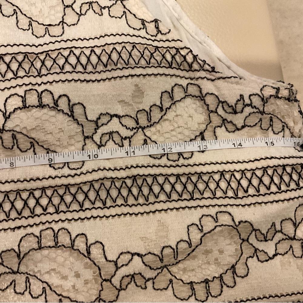 Entro Dress - Picture 6 of 9